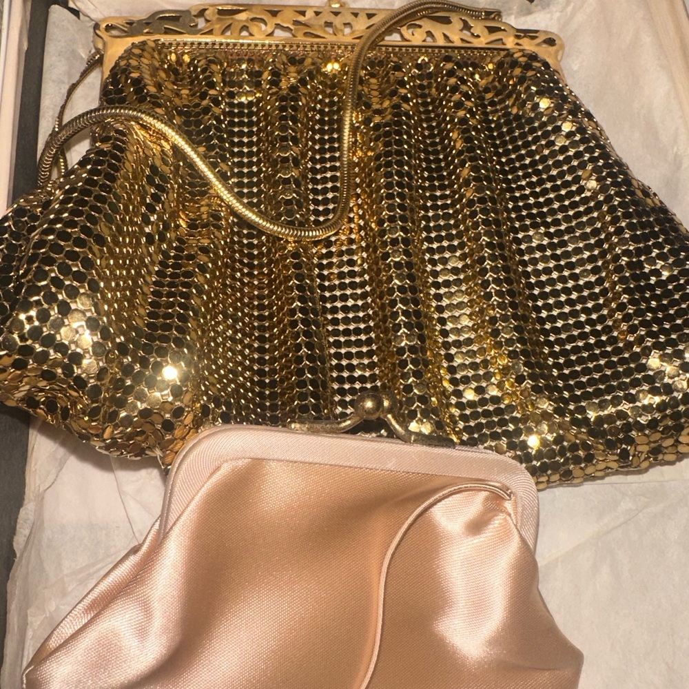 Vintage whiting and Davis gold mesh bag